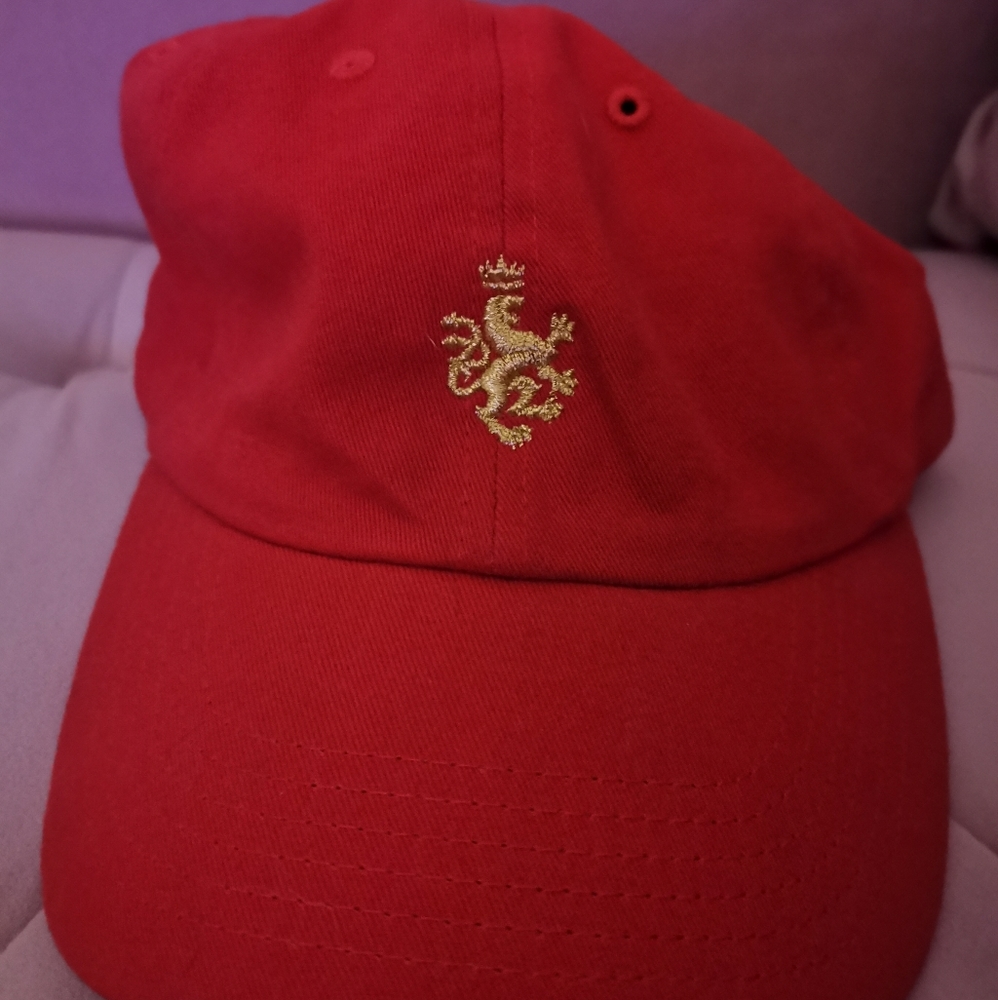 Empyre Curved Hat